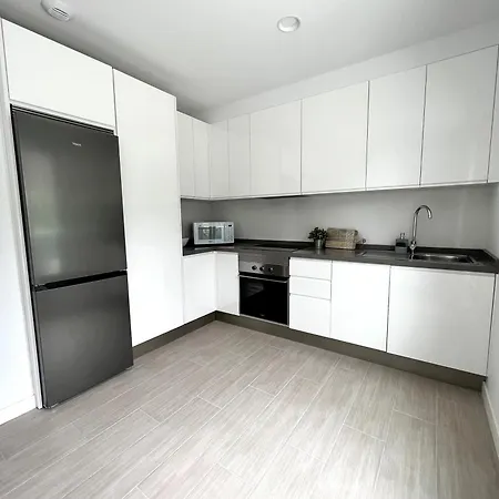 Apto Con Vistas A La Montaña